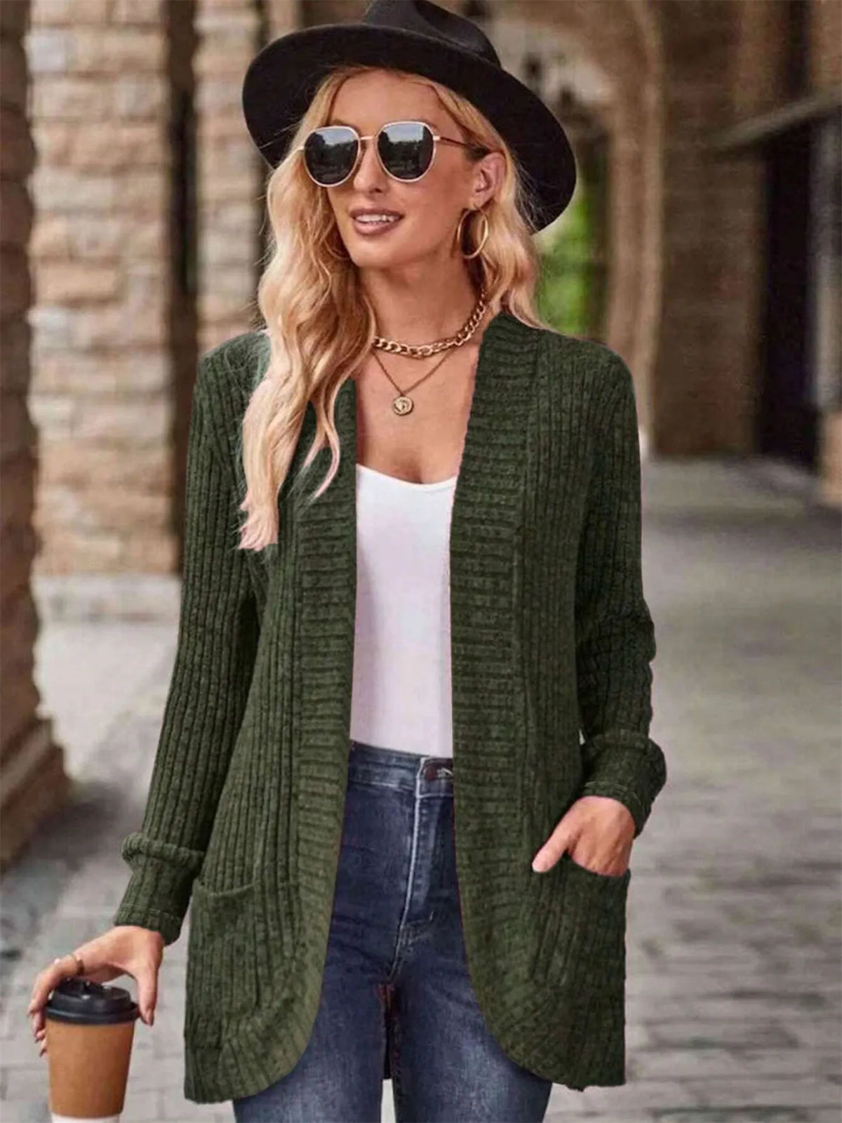 Cassie ribbstickad cardigan