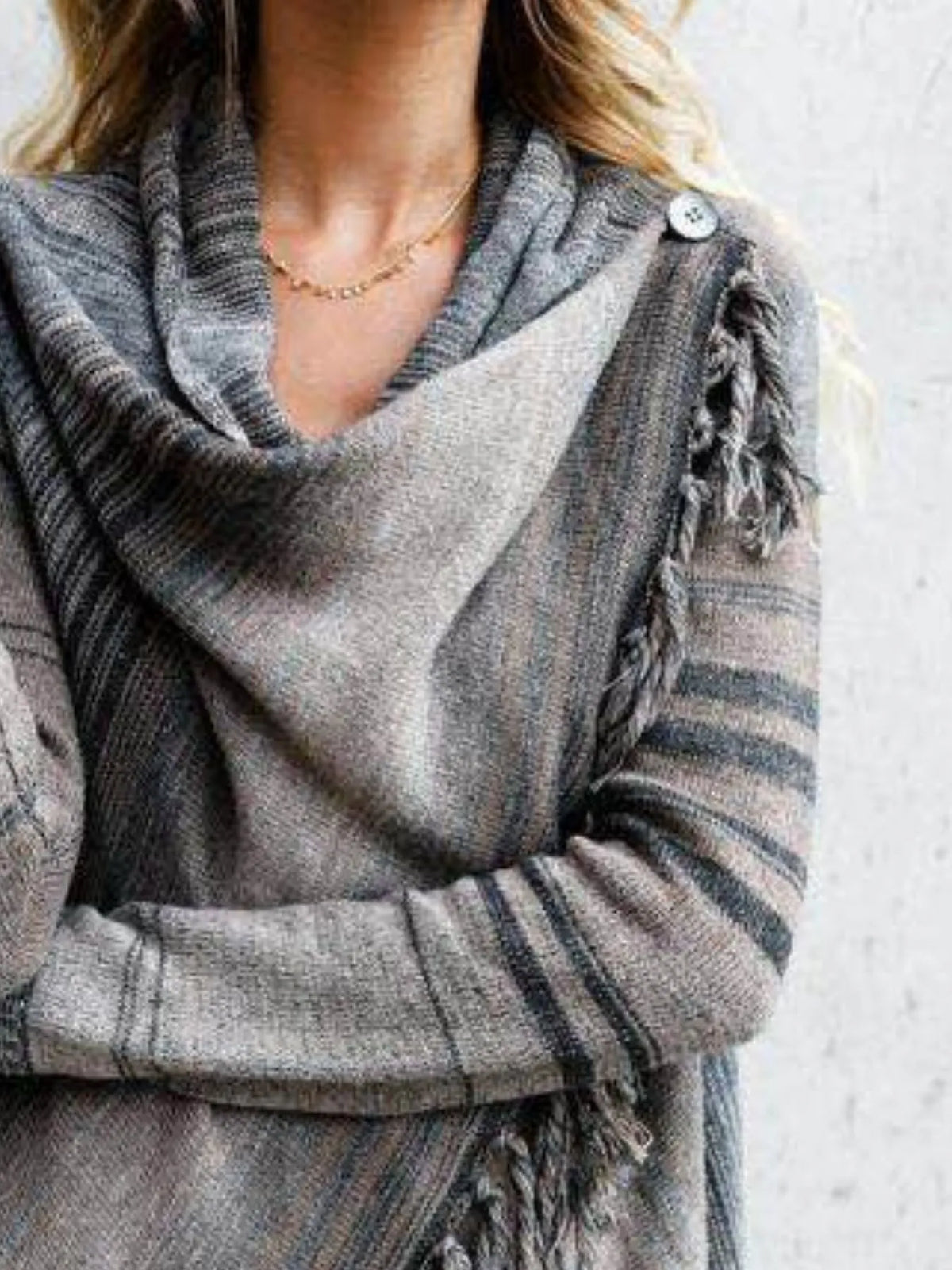 Finja cardigan med fransar