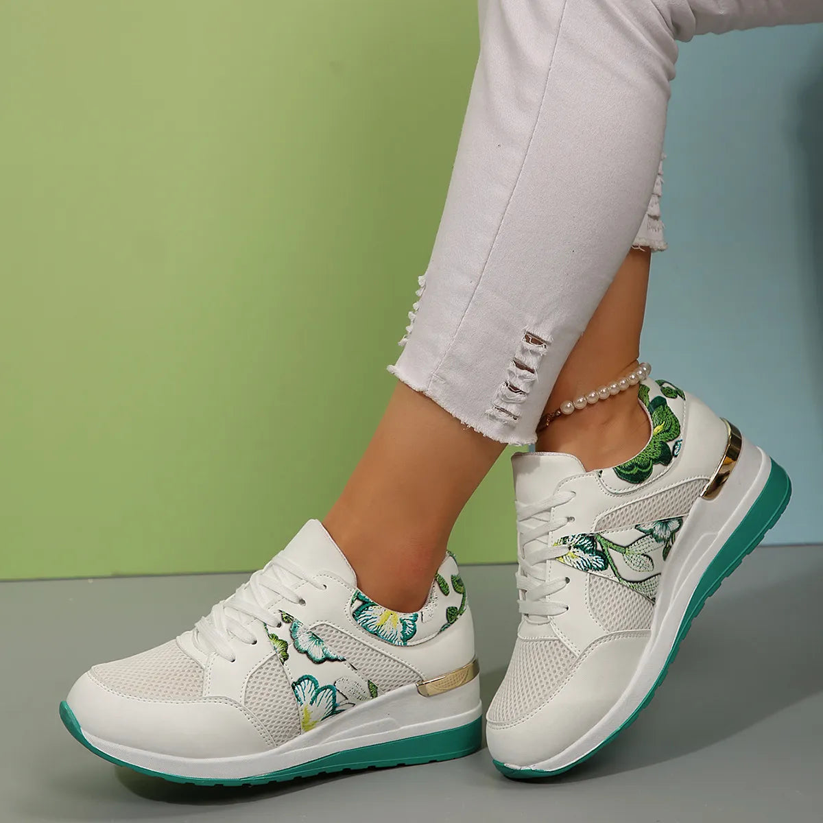 Melody sneakers med kilklack