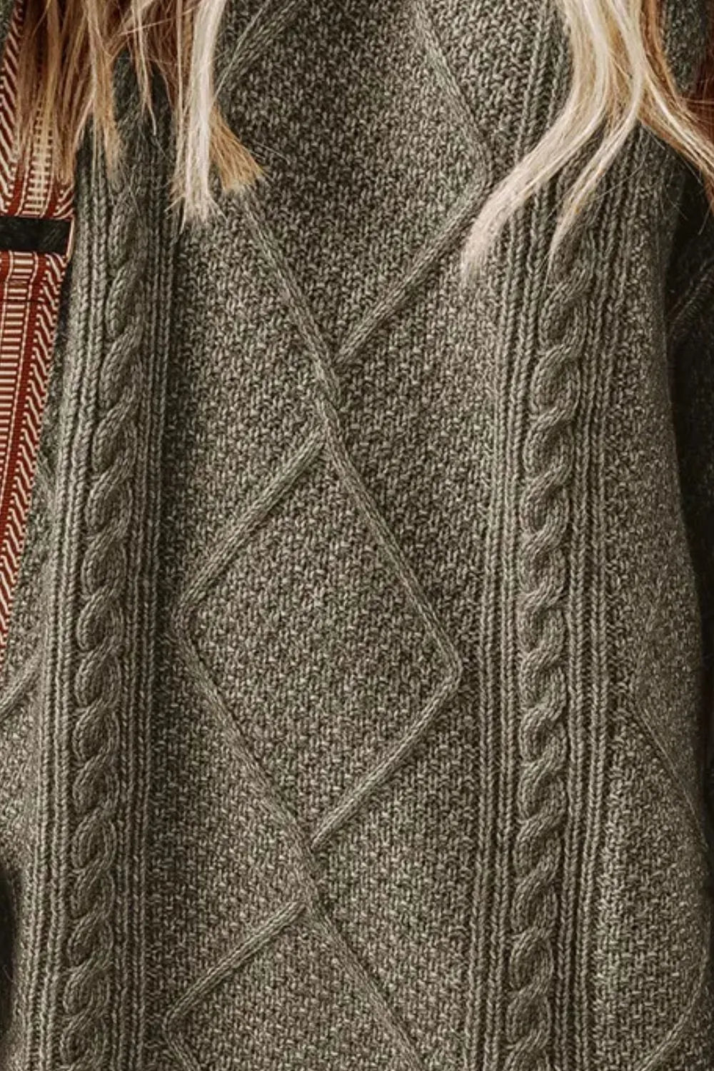 Marzia kabelstickad miniklänning