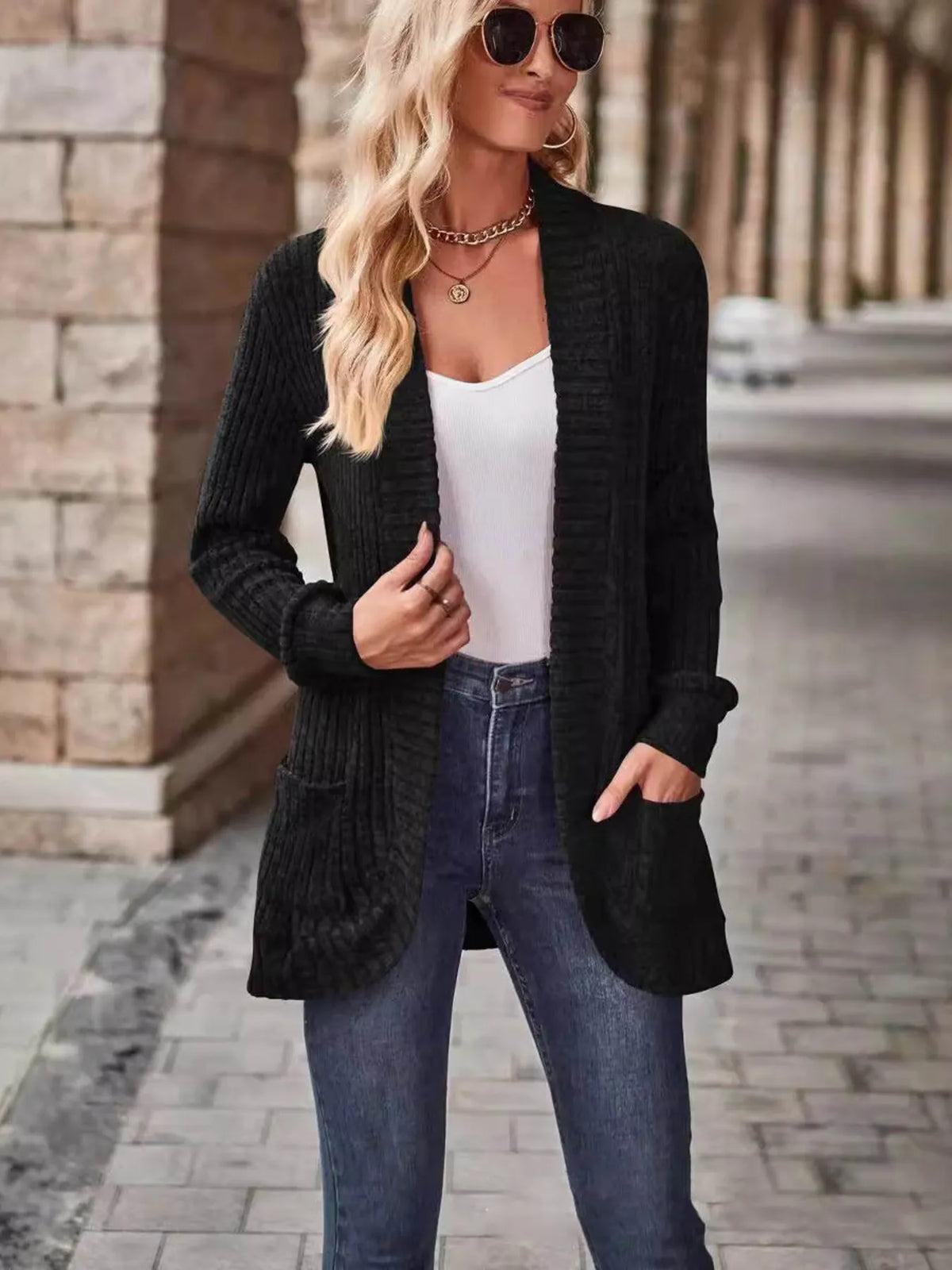 Cassie ribbstickad cardigan