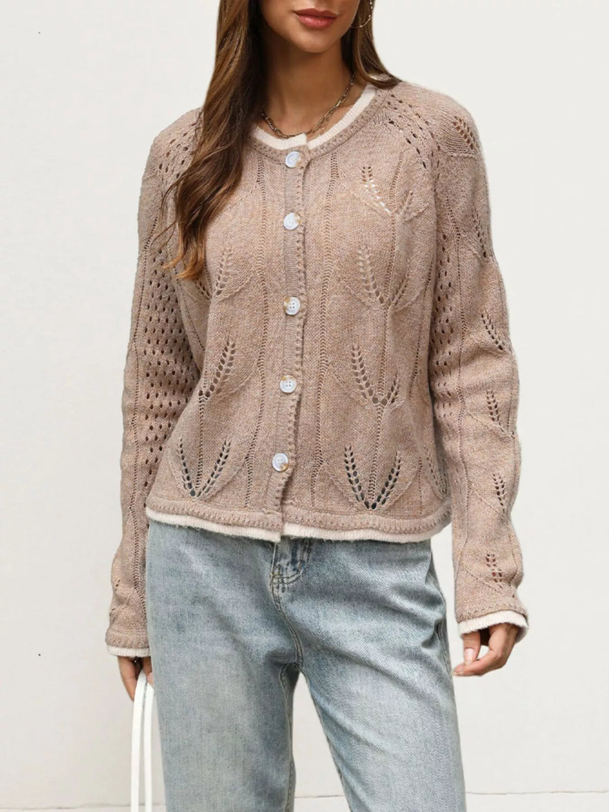Mina hålstickad cardigan