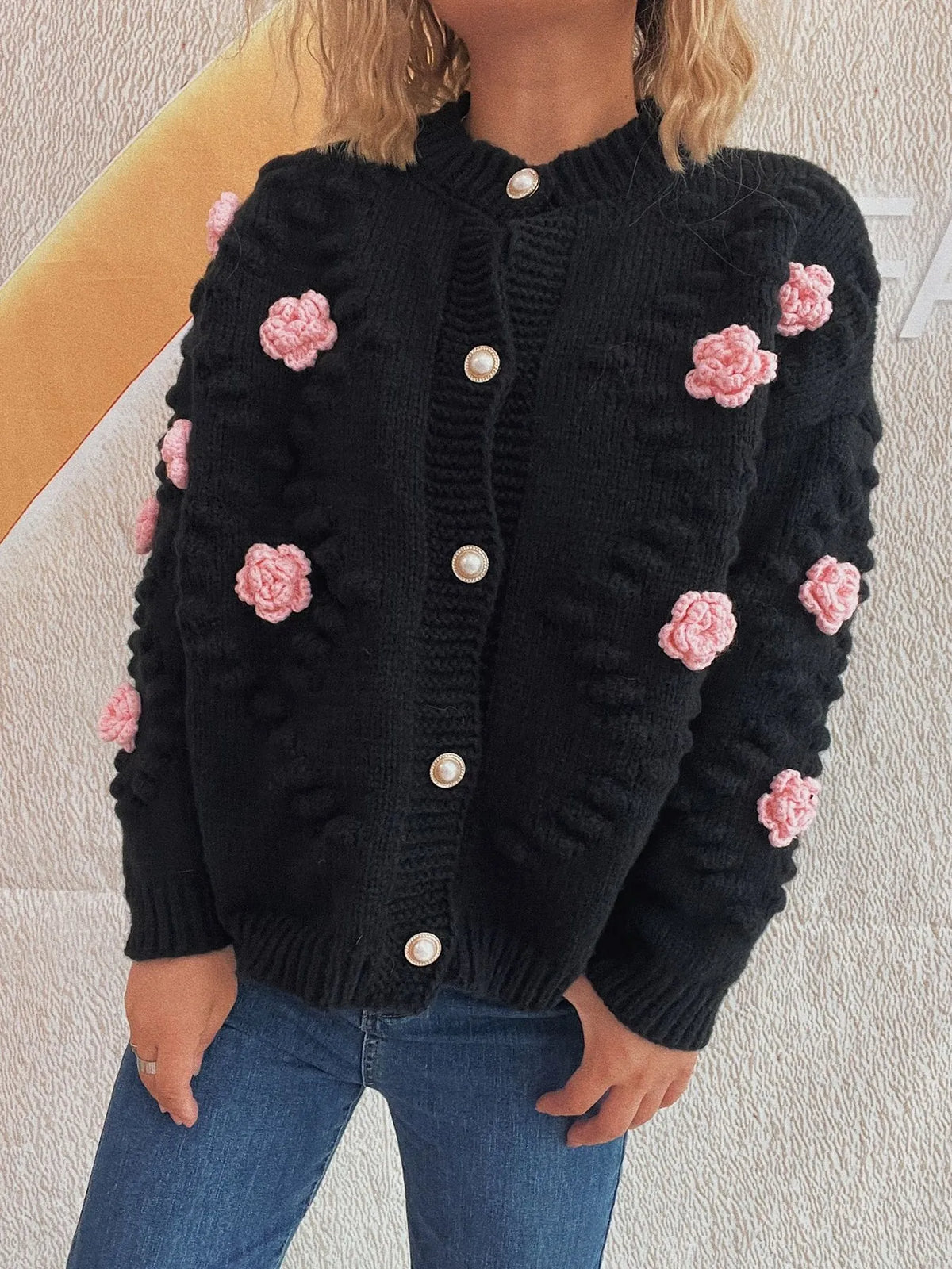 Ina cardigan med blomdetaljer