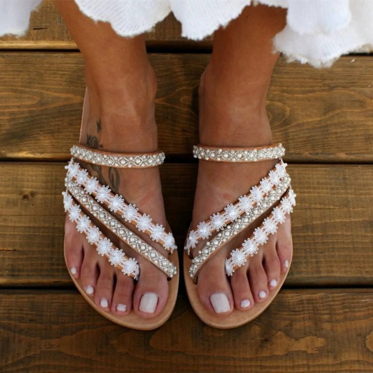 Lumi sandaler med strass, vit