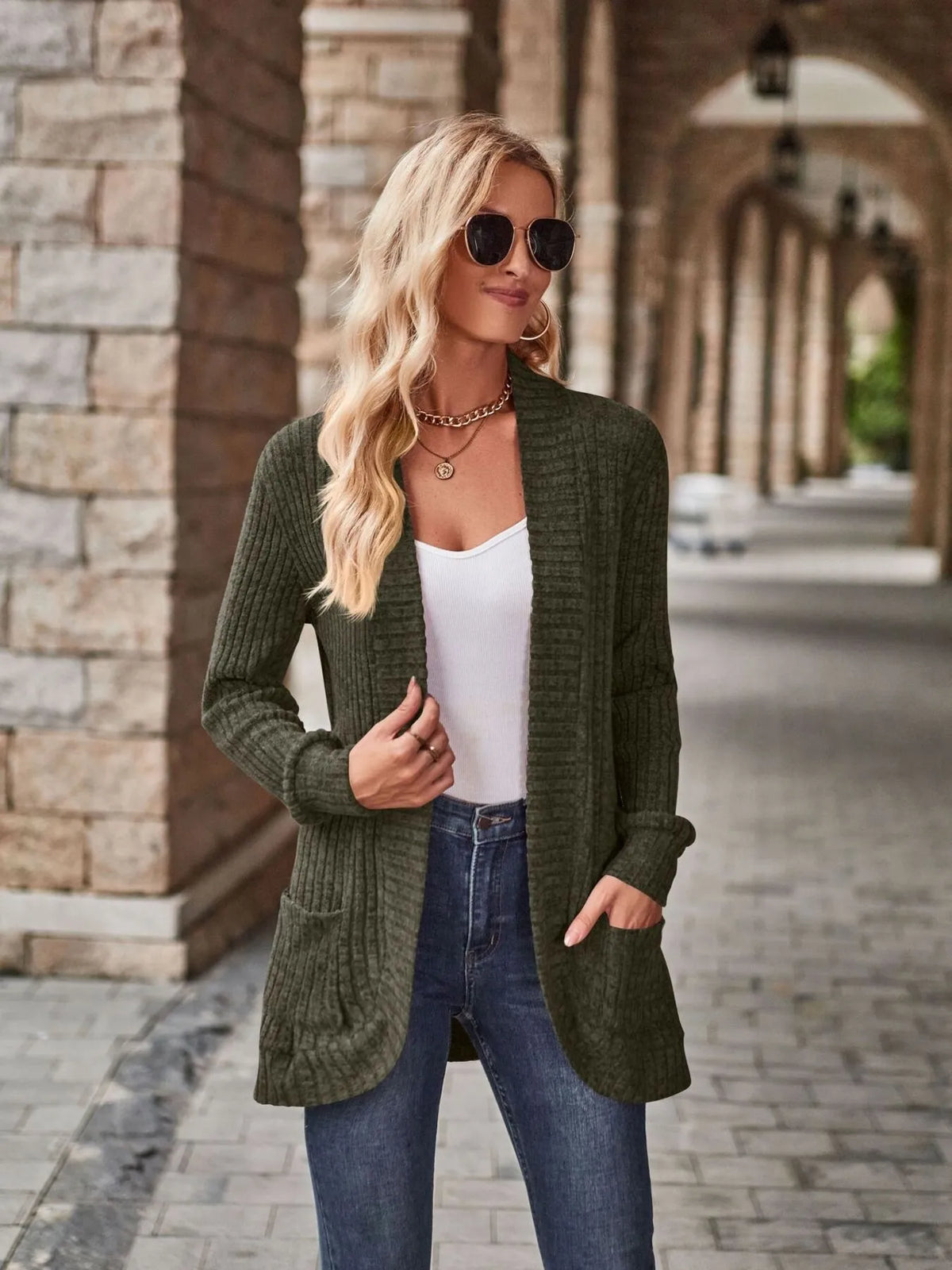 Cassie ribbstickad cardigan