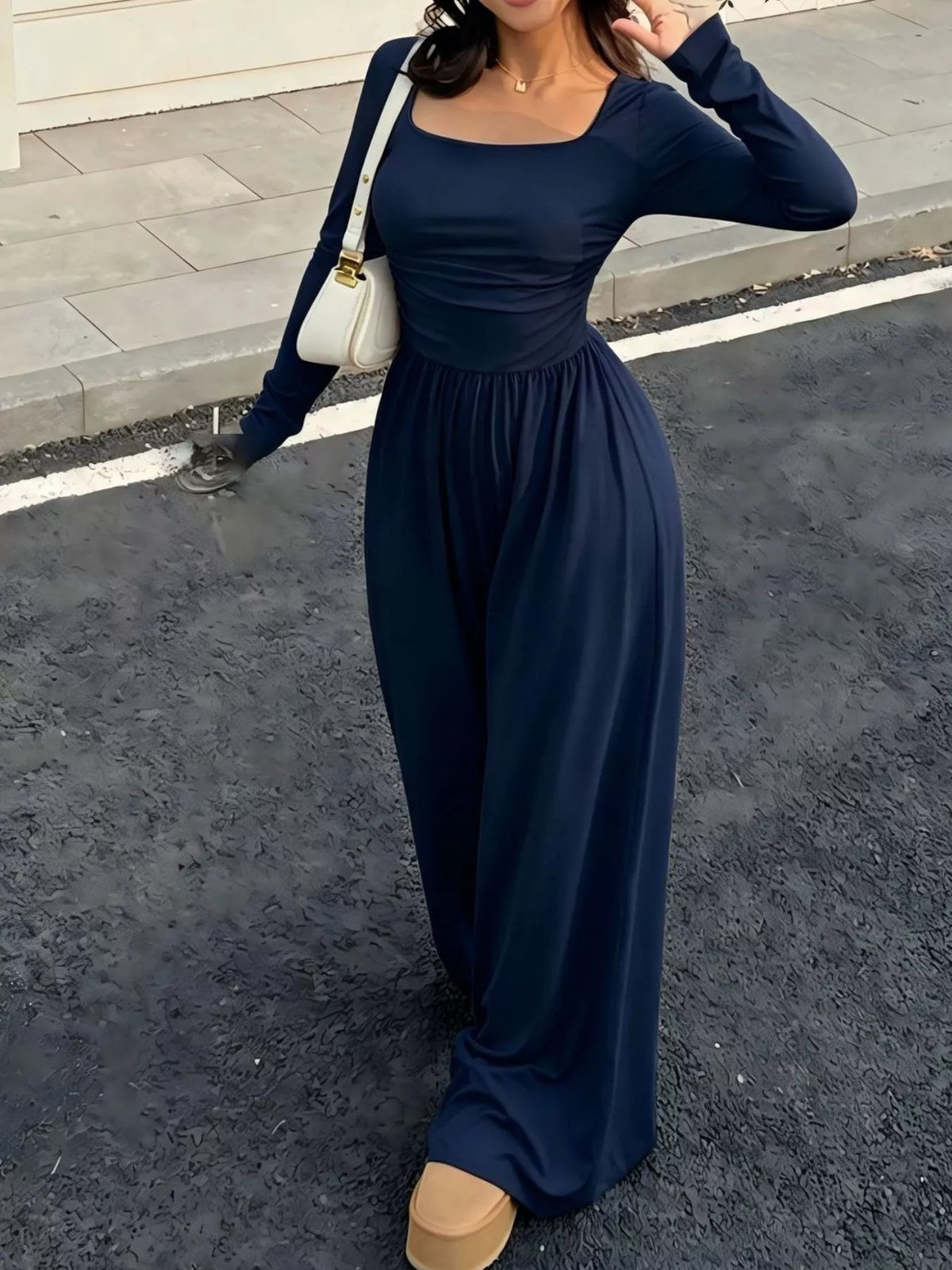Jelena jumpsuit med fyrkantig ringning, mörkblå