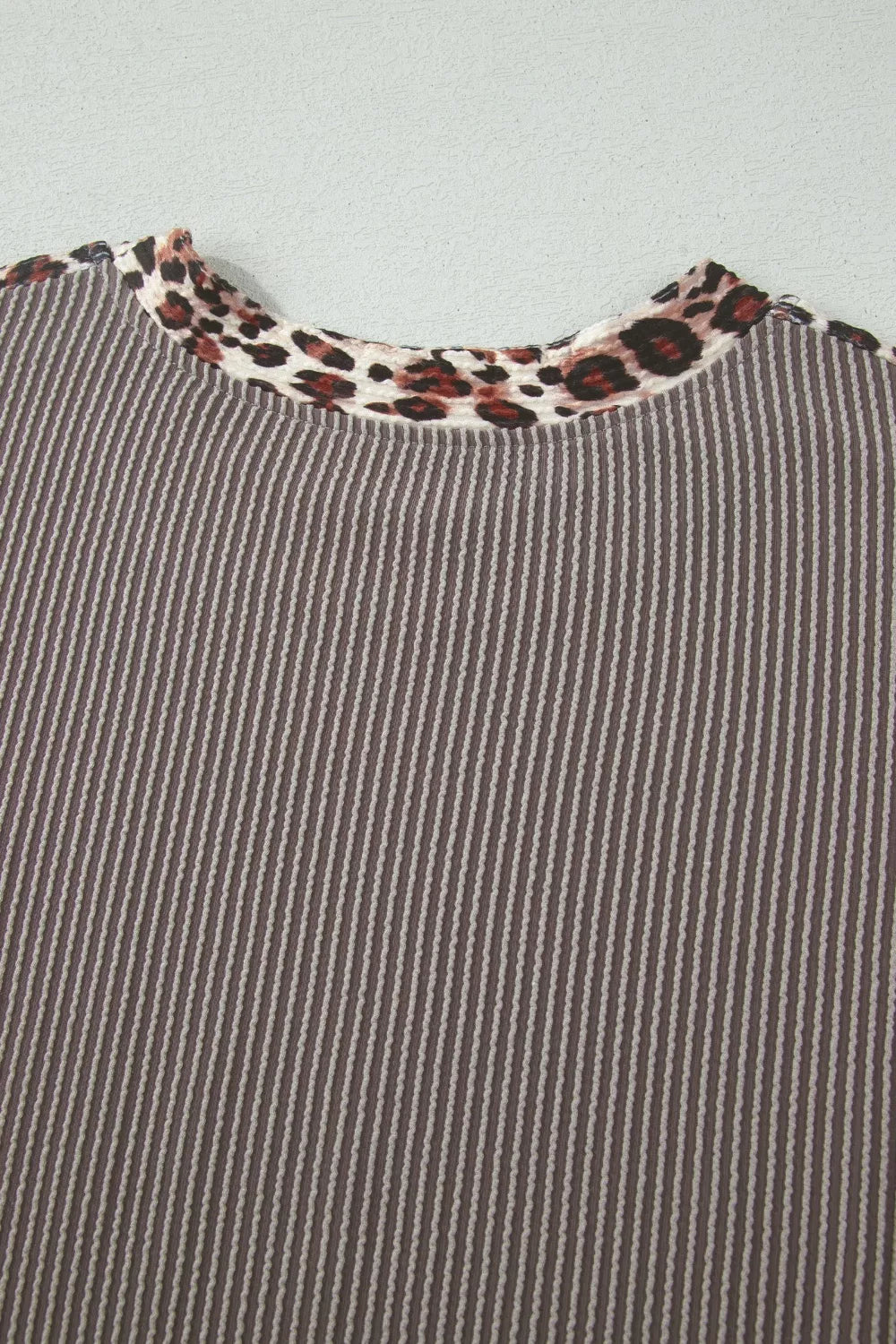 Nika set med leopardkanter
