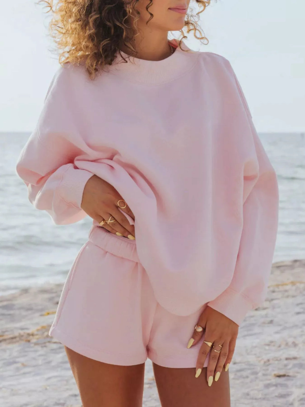 Bodhild set med sweatshirt och shorts, puderrosa