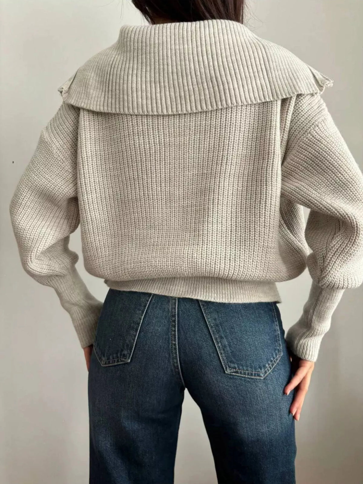 Oda ribbstickad cardigan