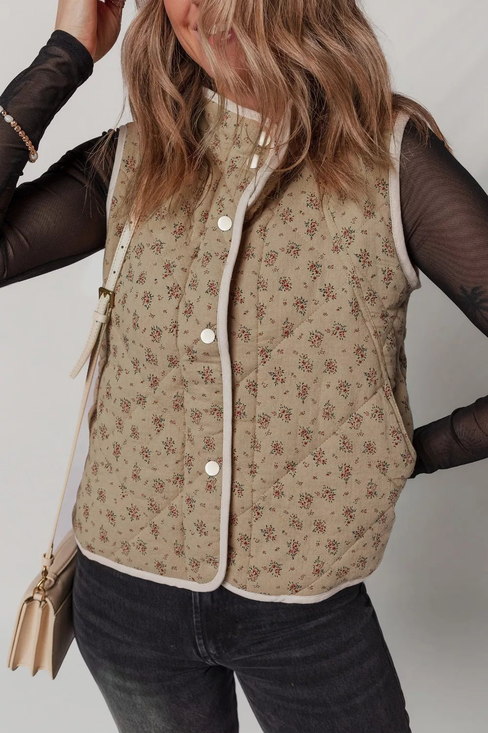 Sofia blommig väst, khaki
