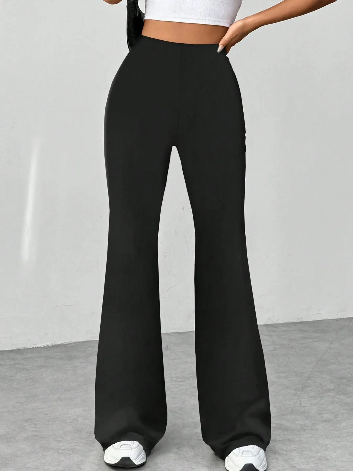 Liselotte utsvängda byxor, svart