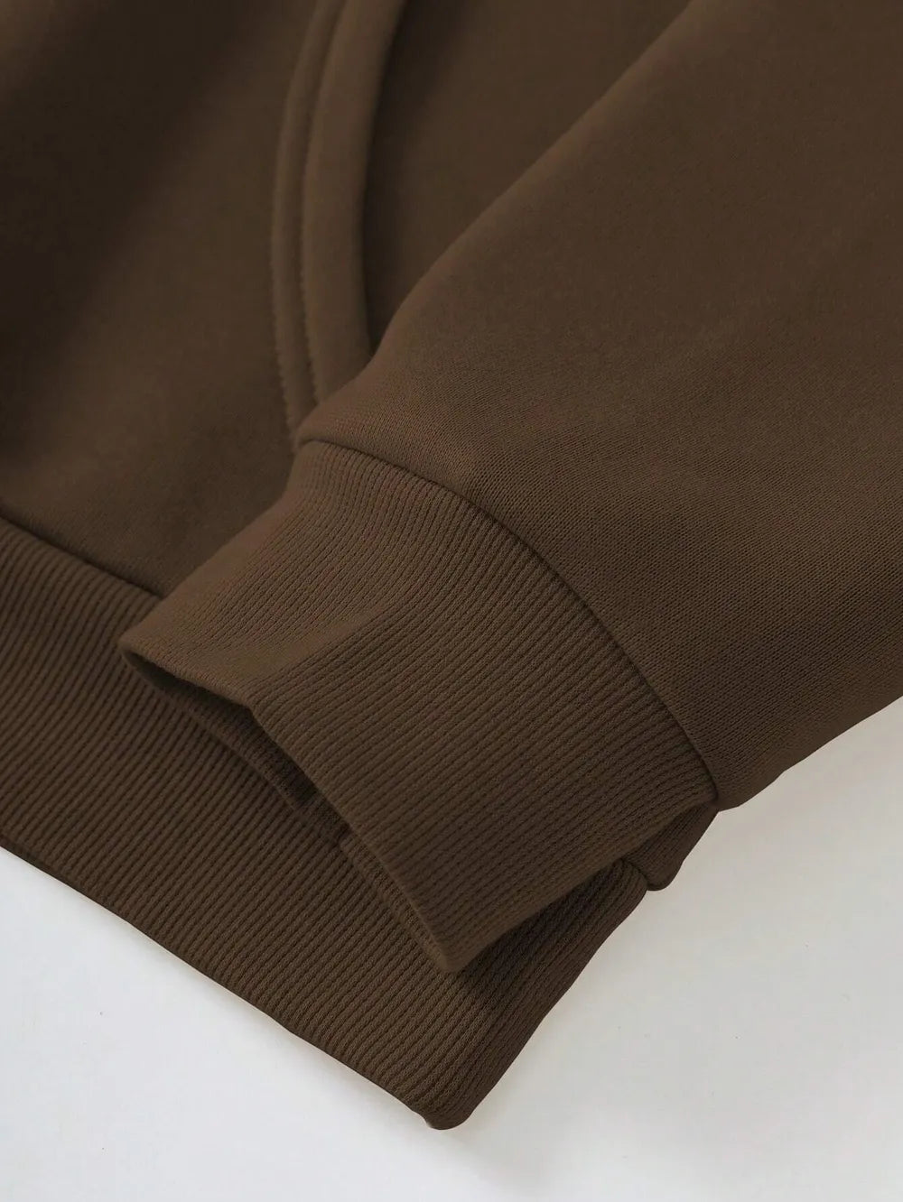 Elfrida hoodie med texttryck