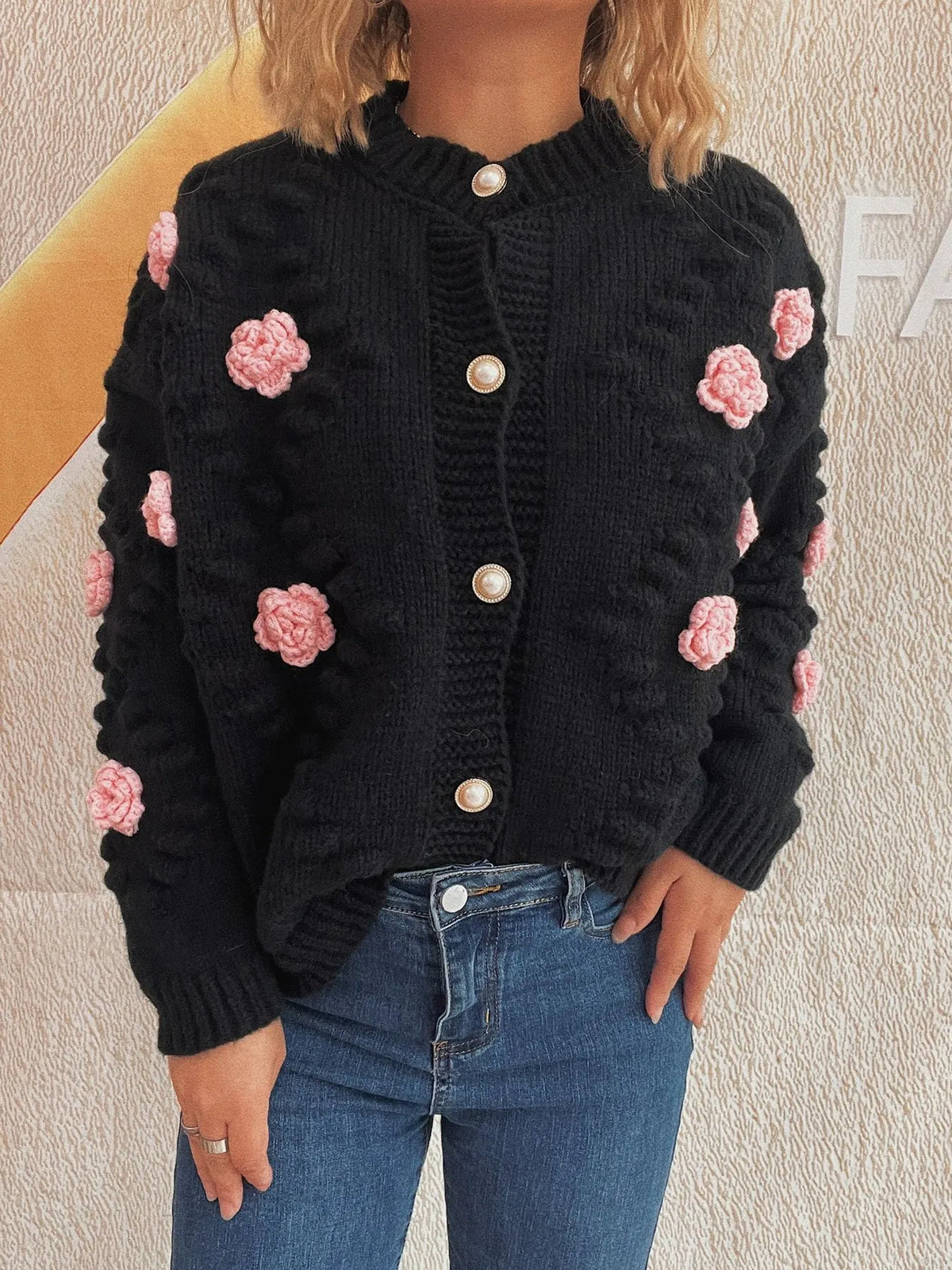Ina cardigan med blomdetaljer
