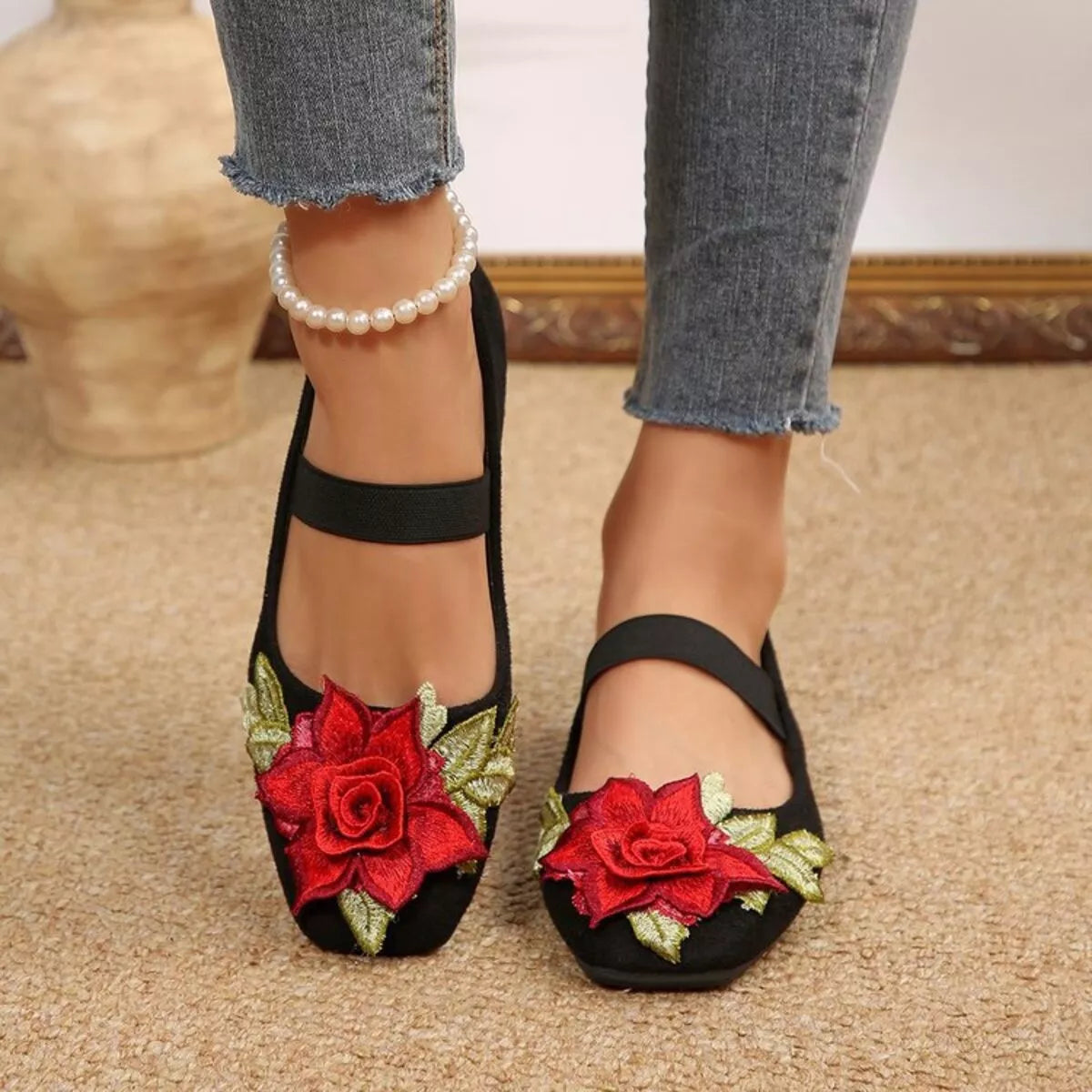 Camelia slip-ons med fyrkantig tå, svart
