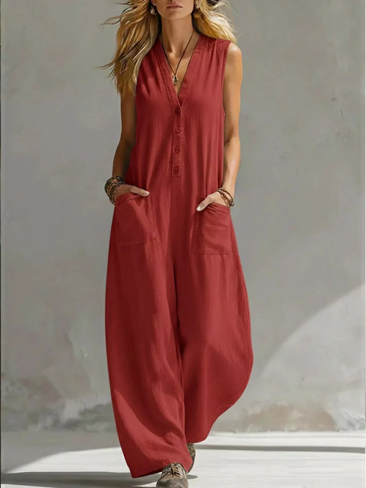 Tordis v-ringad jumpsuit, röd