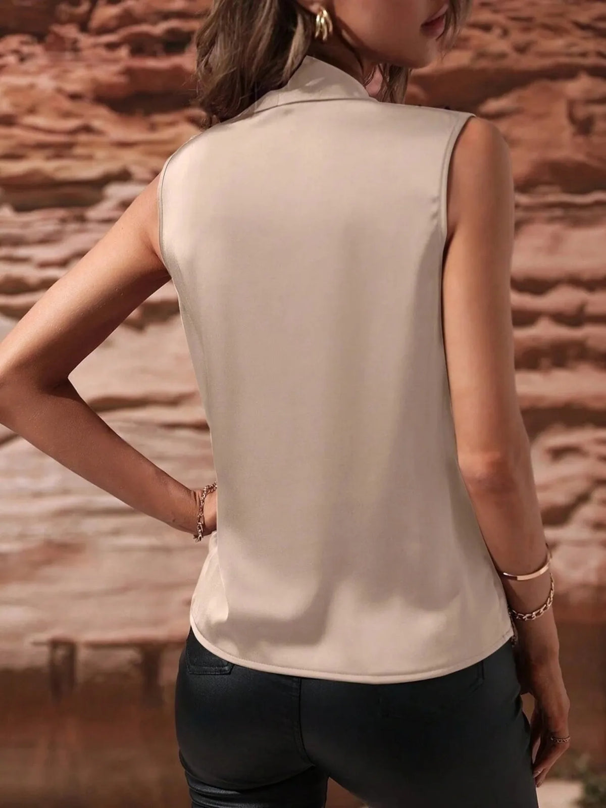 Charlotta ärmlös blus