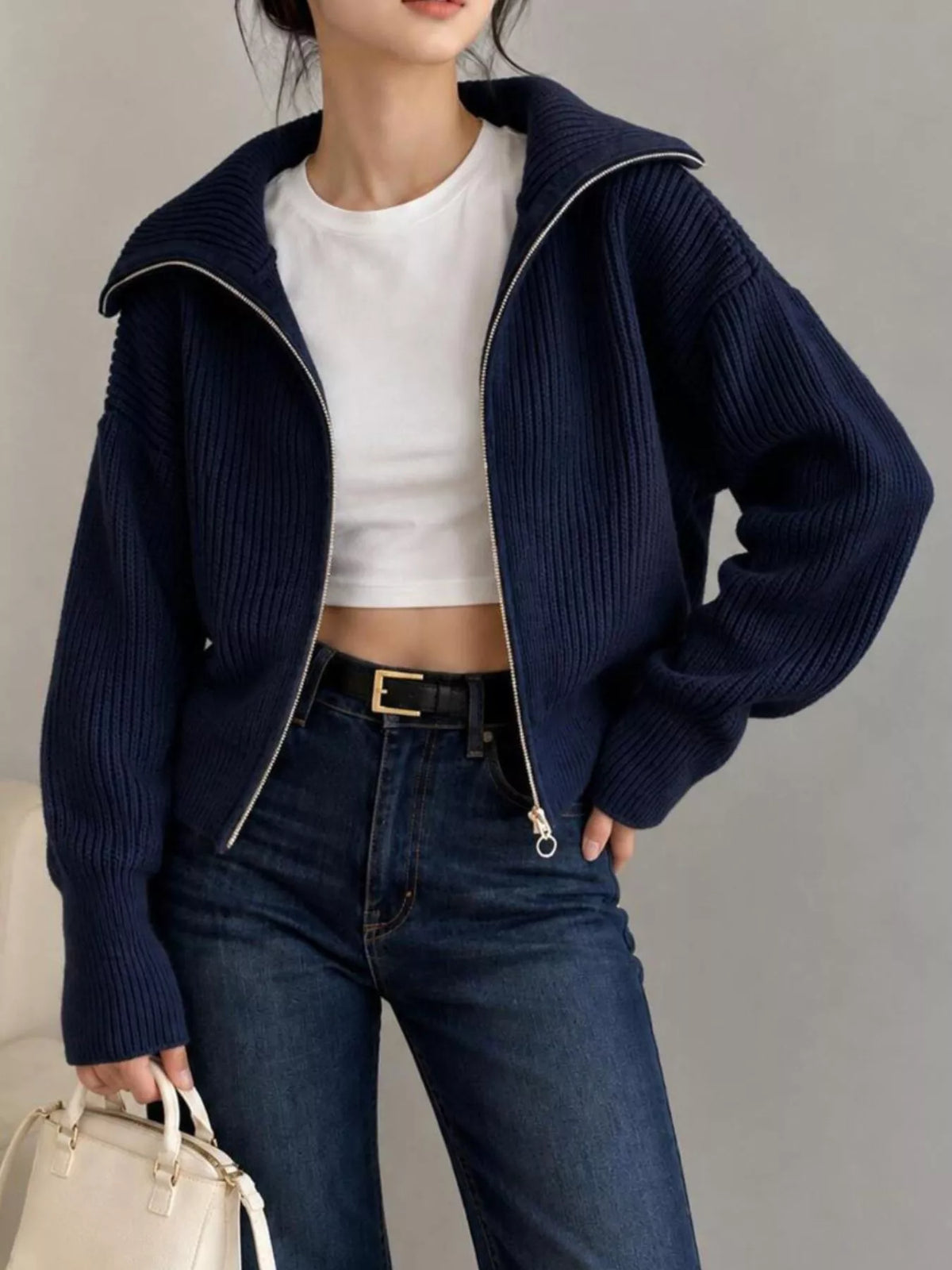 Oda ribbstickad cardigan