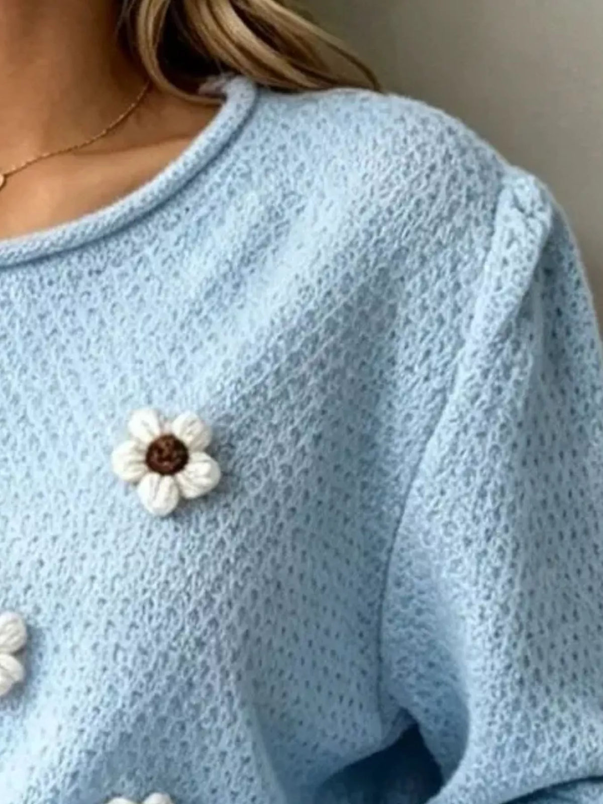 Mirabel tröja med blomapplikationer