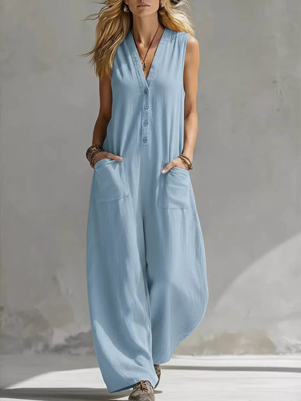 Tordis v-ringad jumpsuit, ljusblå