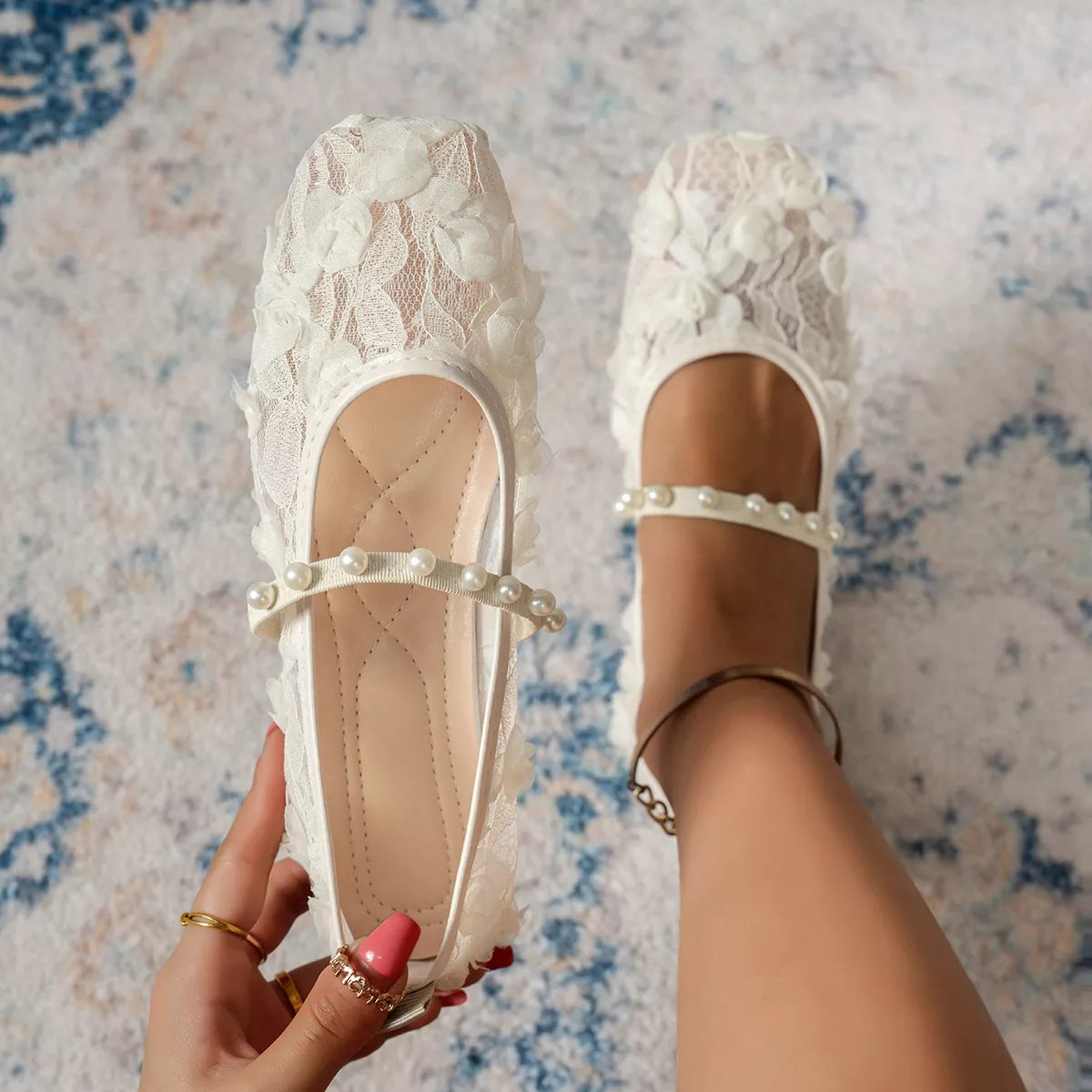Colette slip-ons med spets