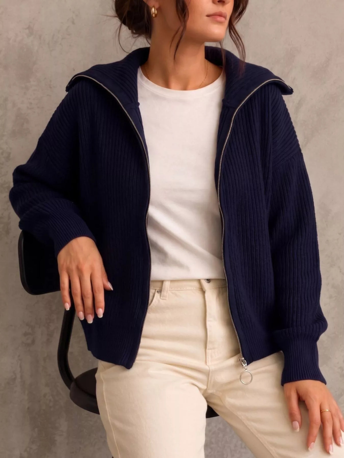 Oda ribbstickad cardigan, marinblå