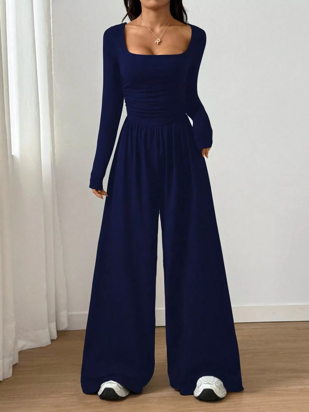 Jelena jumpsuit med fyrkantig ringning
