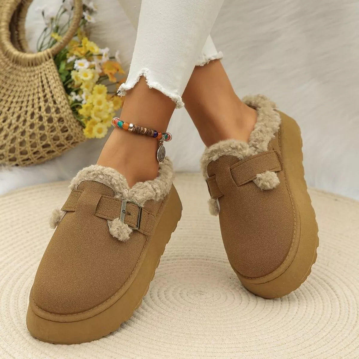Enya slip-ons med platåsula