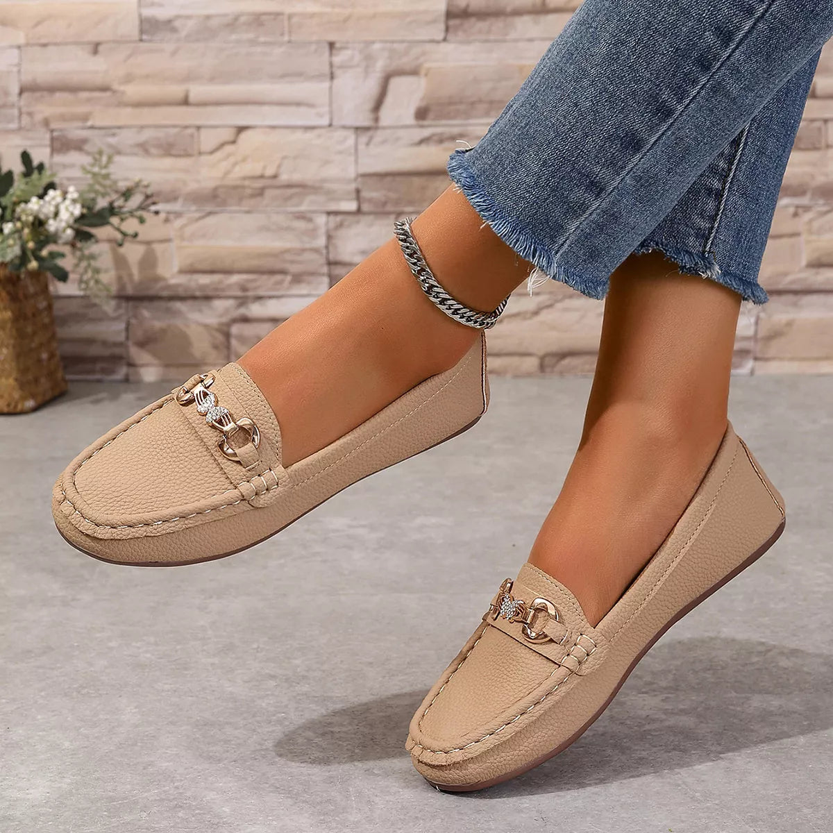 Michelle slip-ons i läderlook, khaki