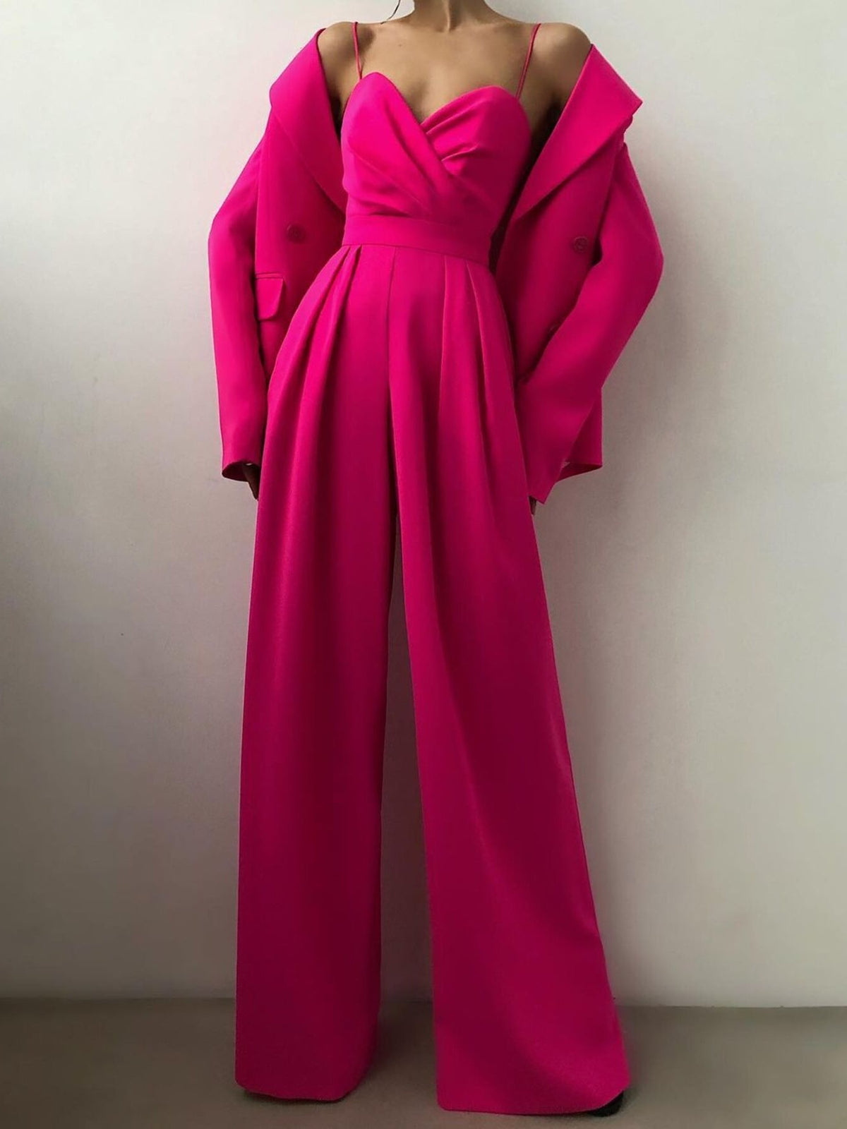 Libby jumpsuit med smala axelband, rosenröd