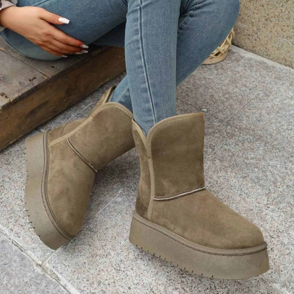 Estelle boots i läderlook