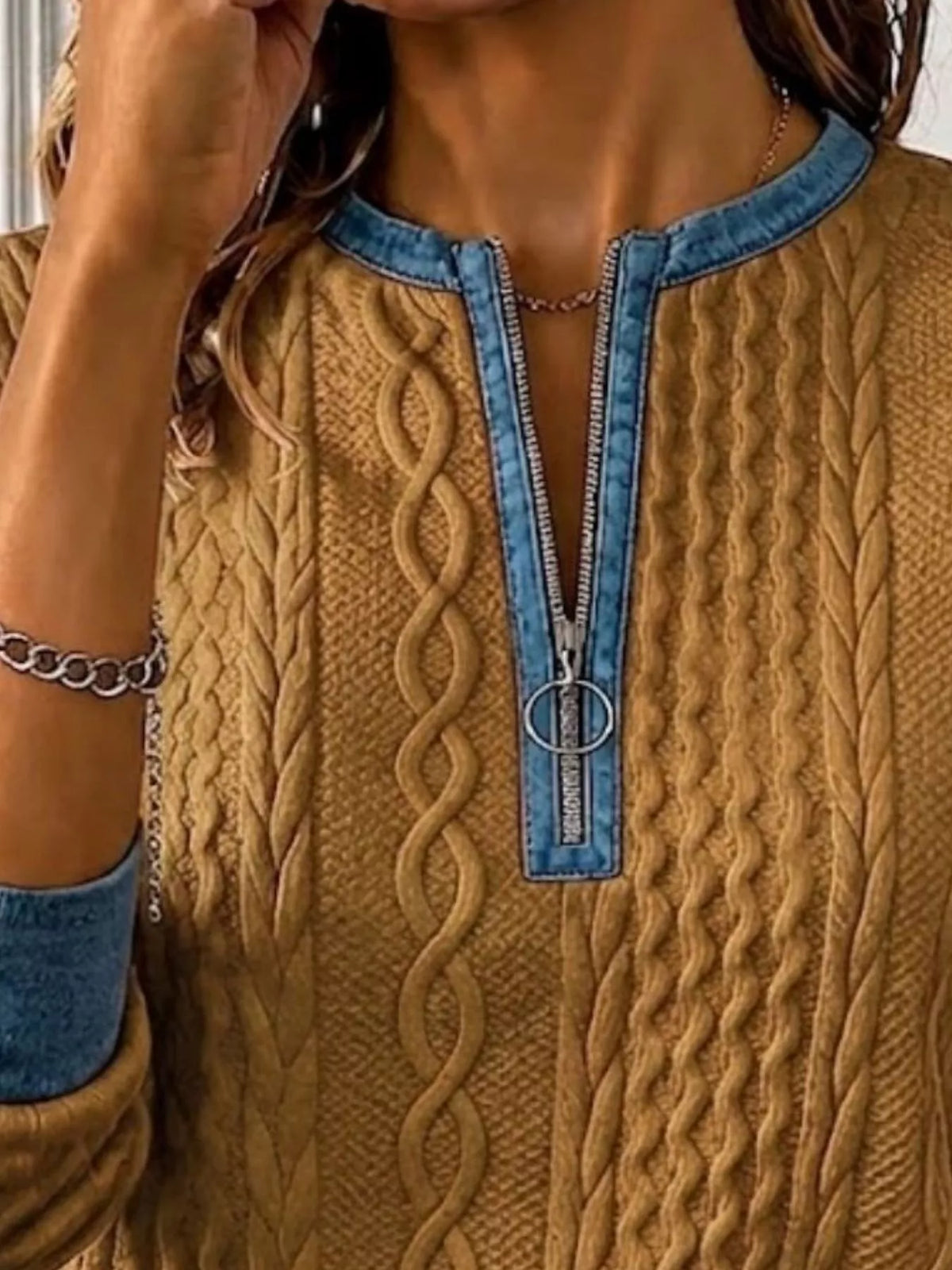 Erika kabelstickad sweatshirt