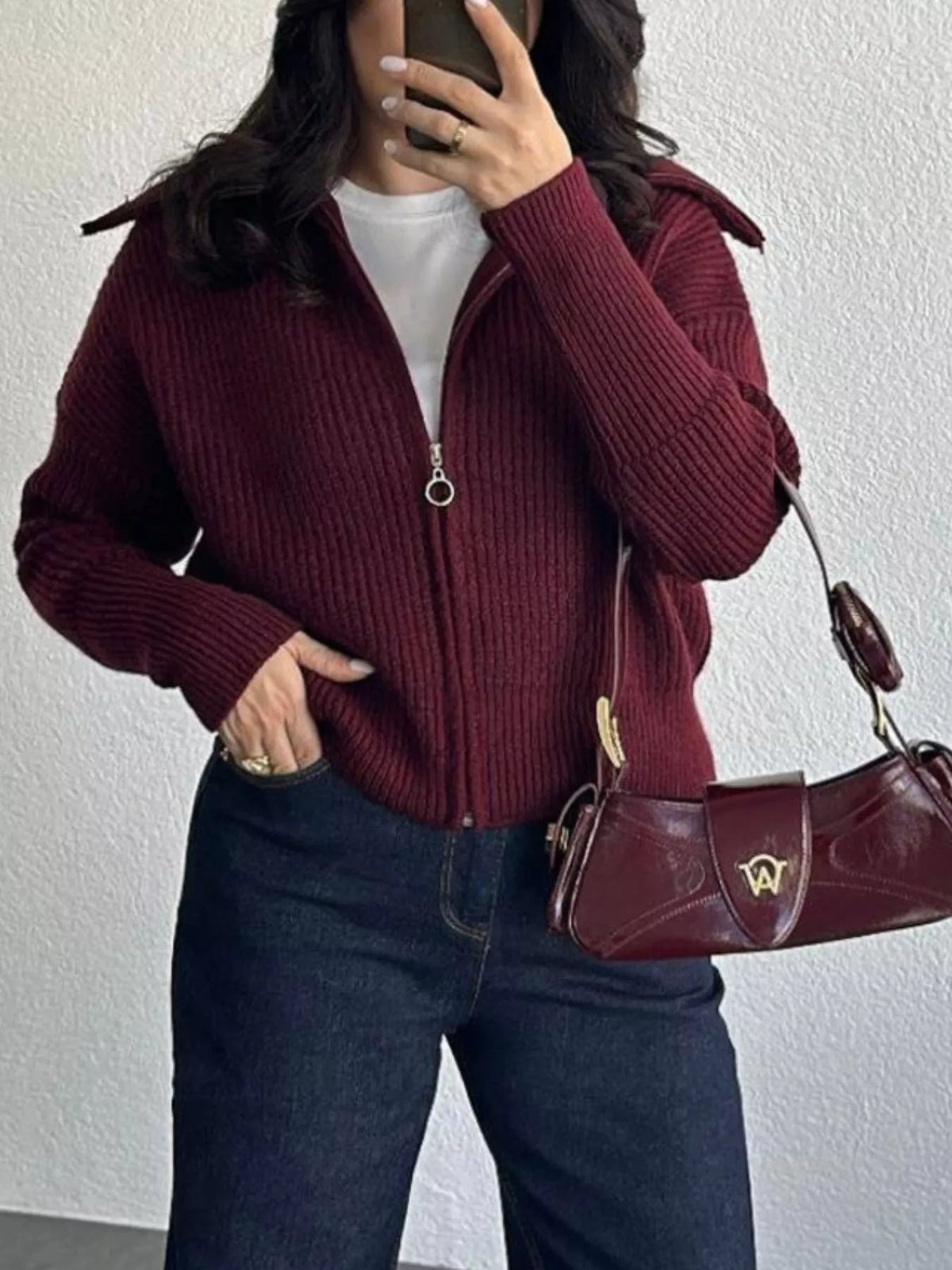 Oda ribbstickad cardigan, vinröd