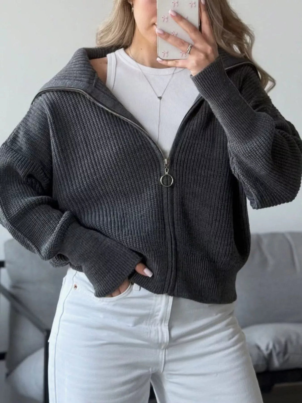 Oda ribbstickad cardigan