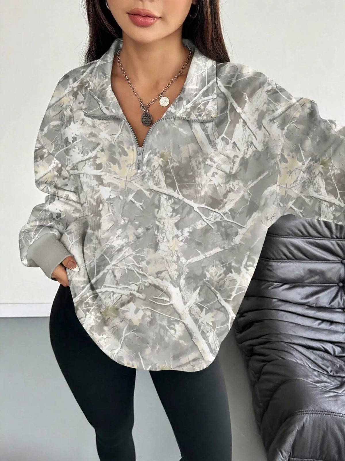 Flora mönstrad sweatshirt, ljusgrå