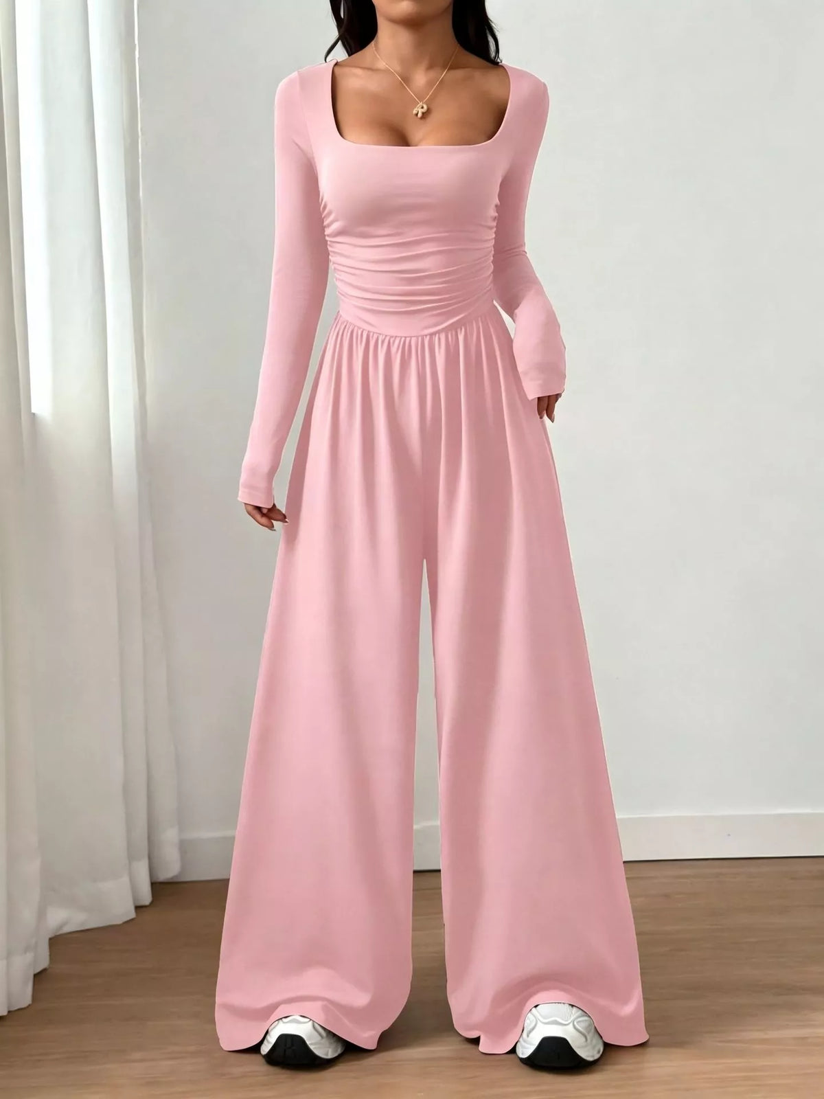 Jelena jumpsuit med fyrkantig ringning