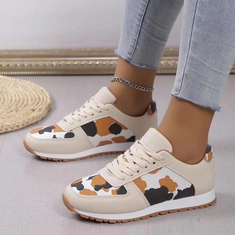 Aster sneakers i läderlook, benvit