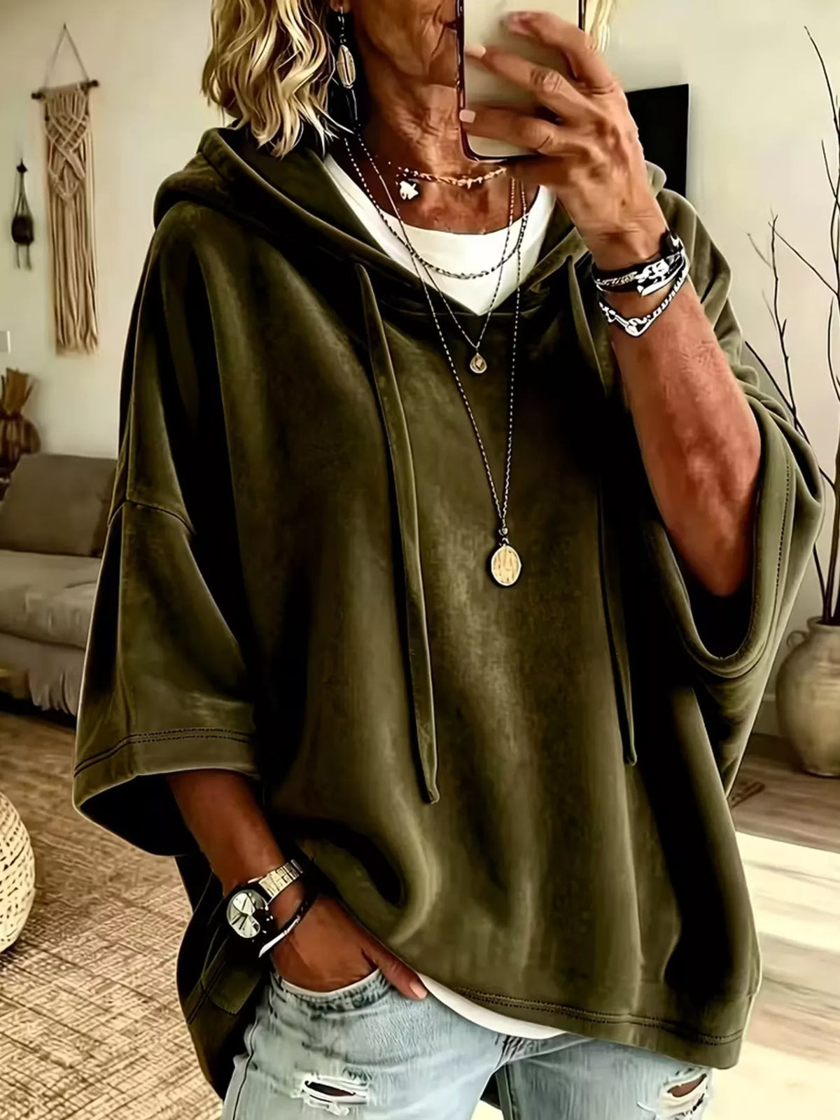 Agnes hoodie i sammet, militärgrön