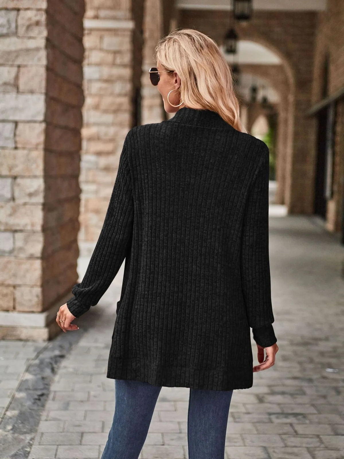 Cassie ribbstickad cardigan