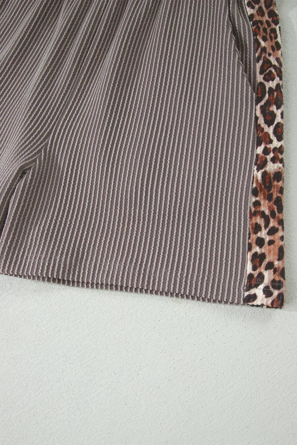 Nika set med leopardkanter