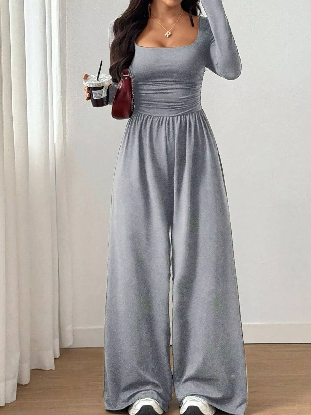 Jelena jumpsuit med fyrkantig ringning