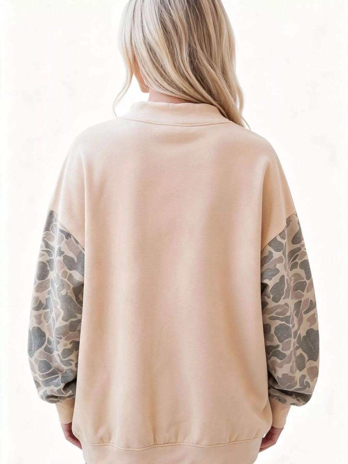 Arvida kamouflagemönstrad sweatshirt