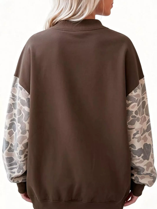 Arvida kamouflagemönstrad sweatshirt
