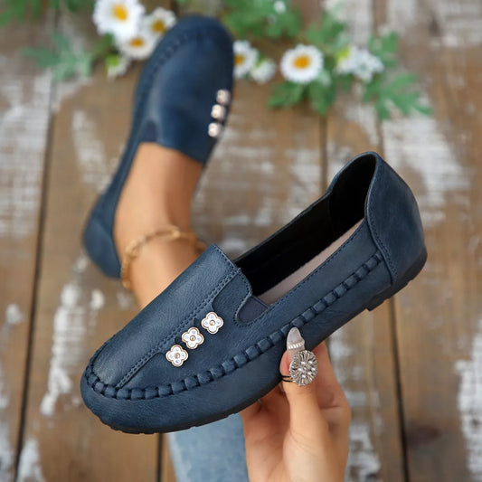 Gesa slip-ons i läderlook