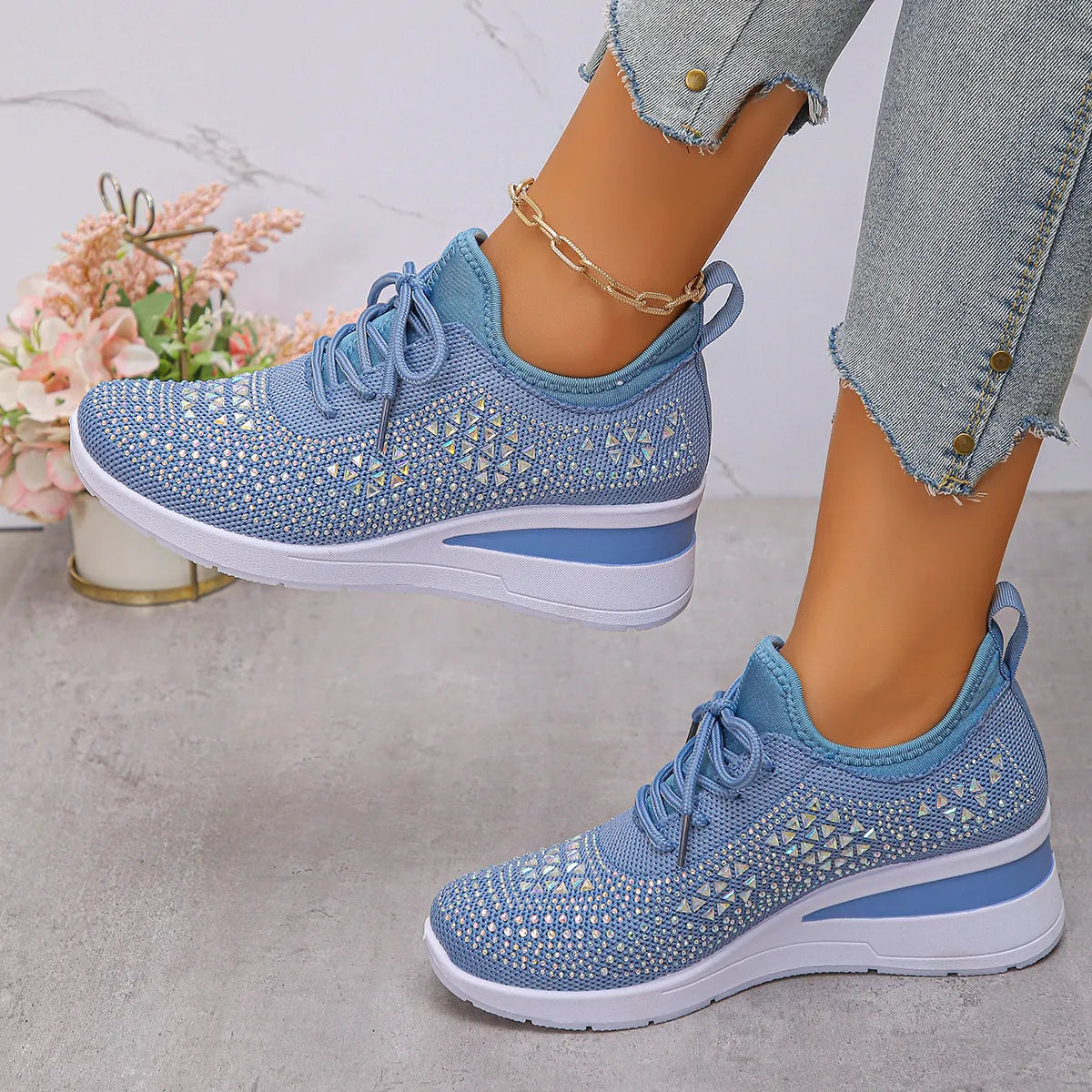 Luciana sneakers med strass, ljusblå