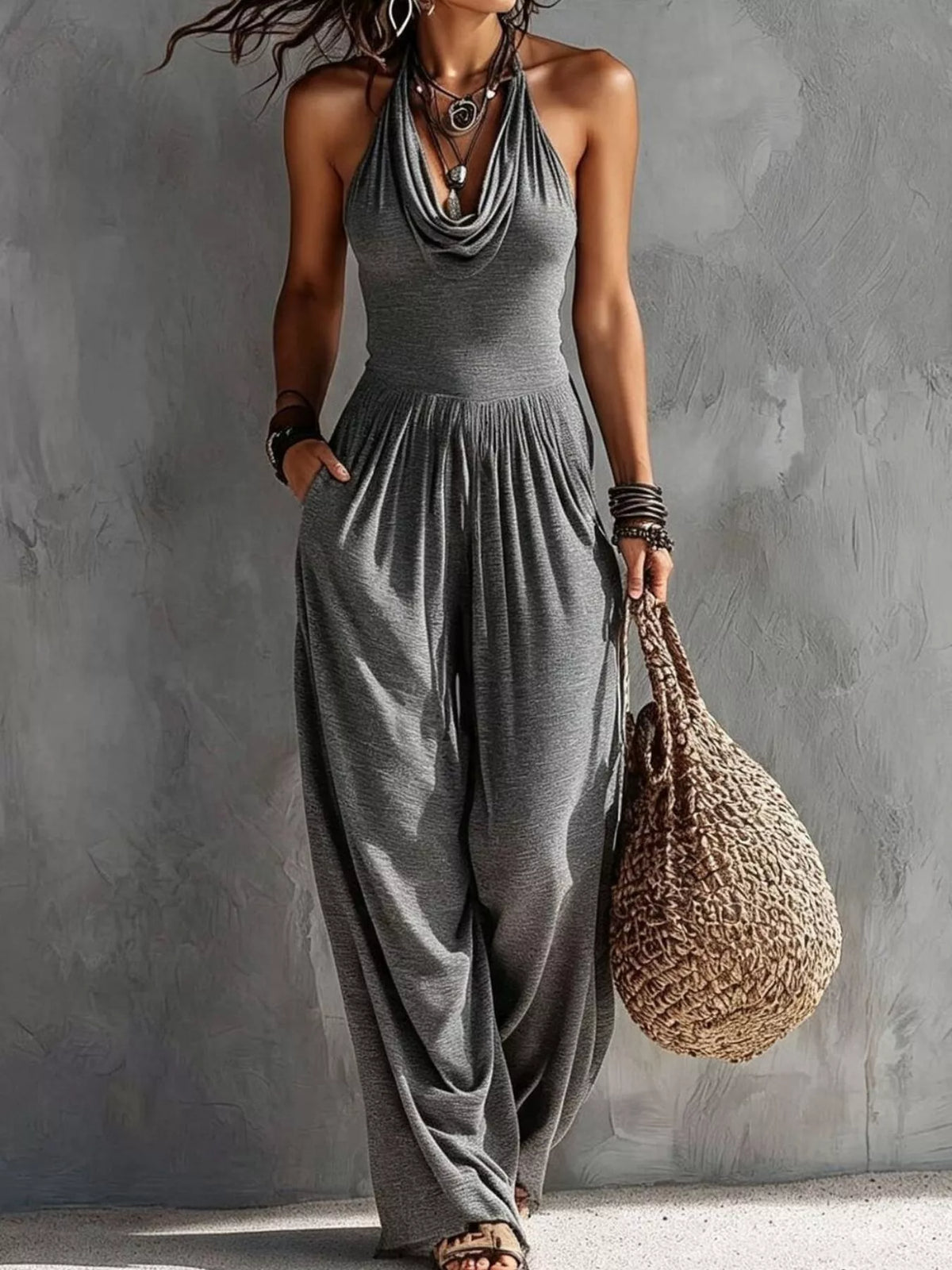 Heike jumpsuit med halterneck, grå
