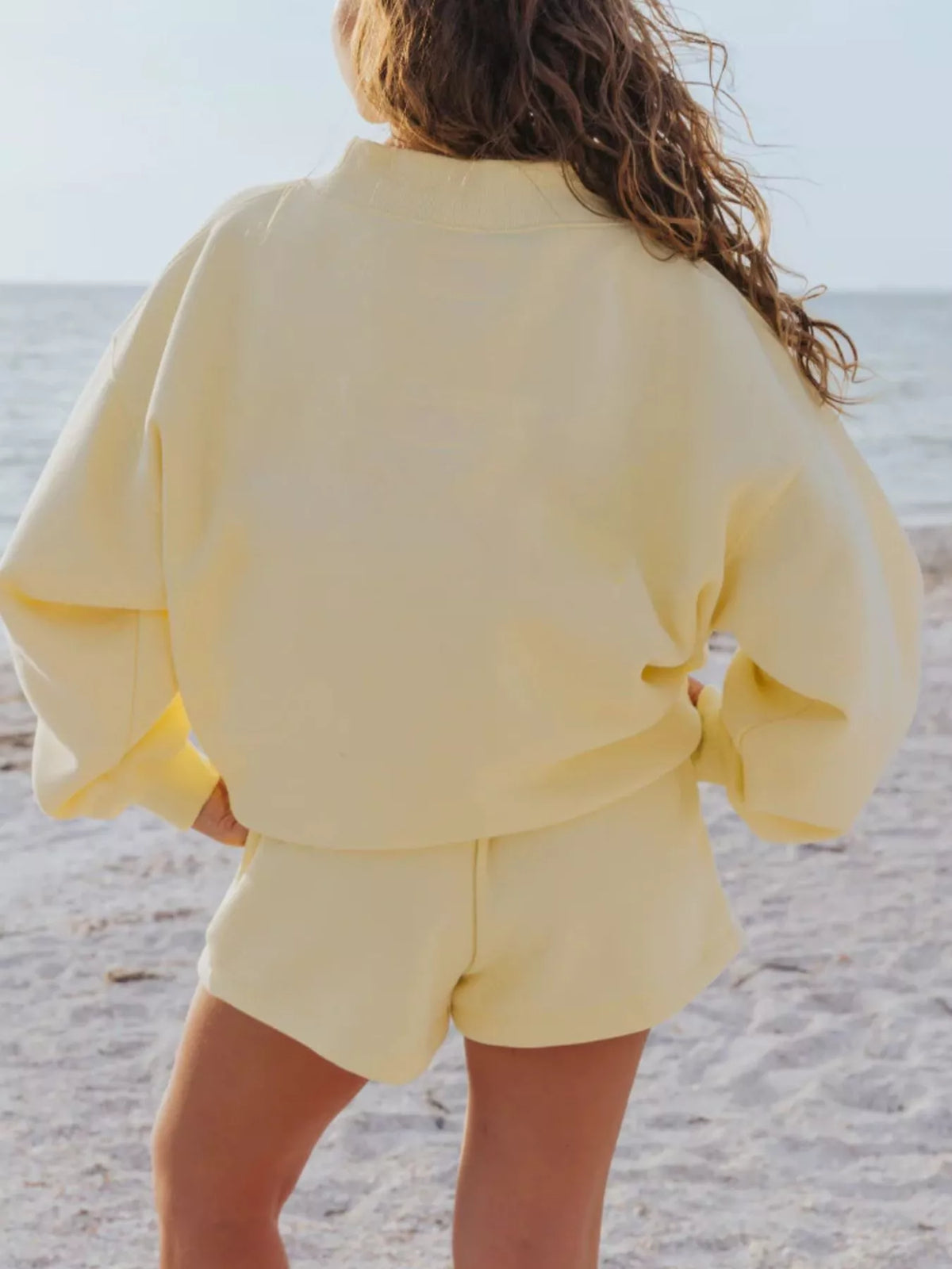 Bodhild set med sweatshirt och shorts