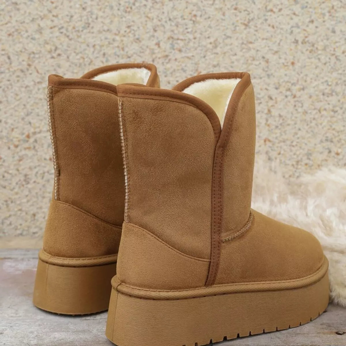 Estelle boots i läderlook