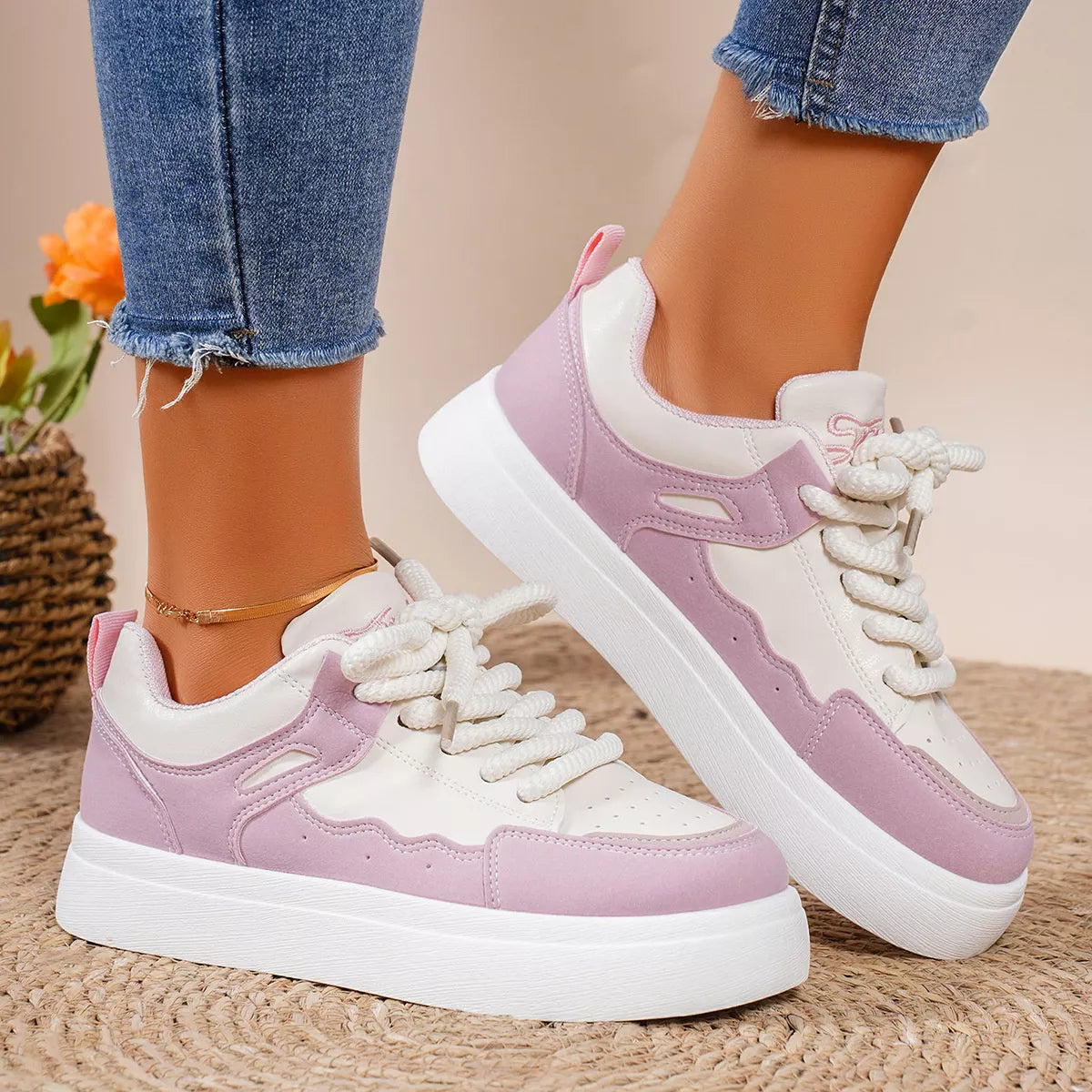 Rafaela sneakers i läderlook, rosa