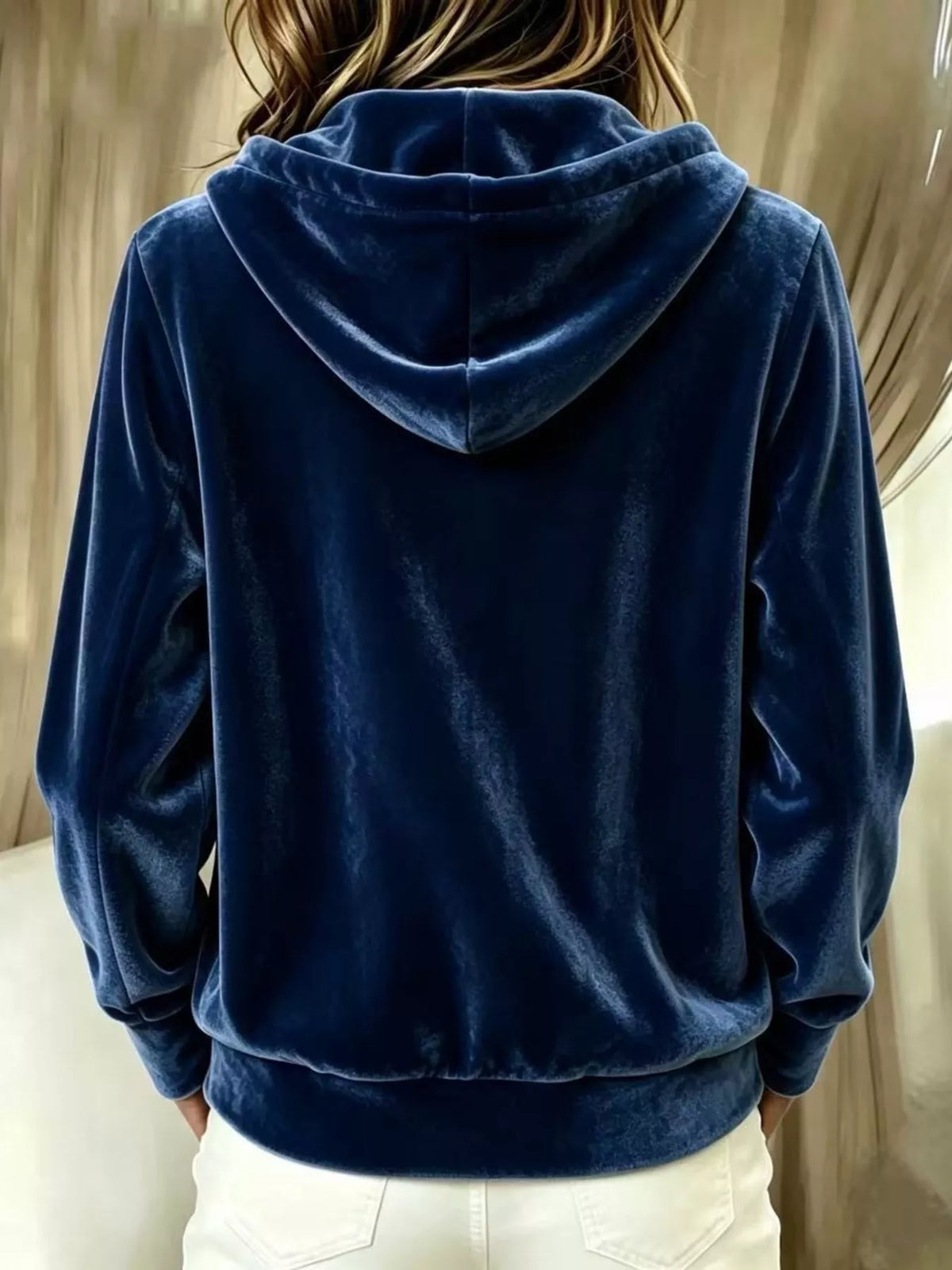 Susanne hoodie i sammet