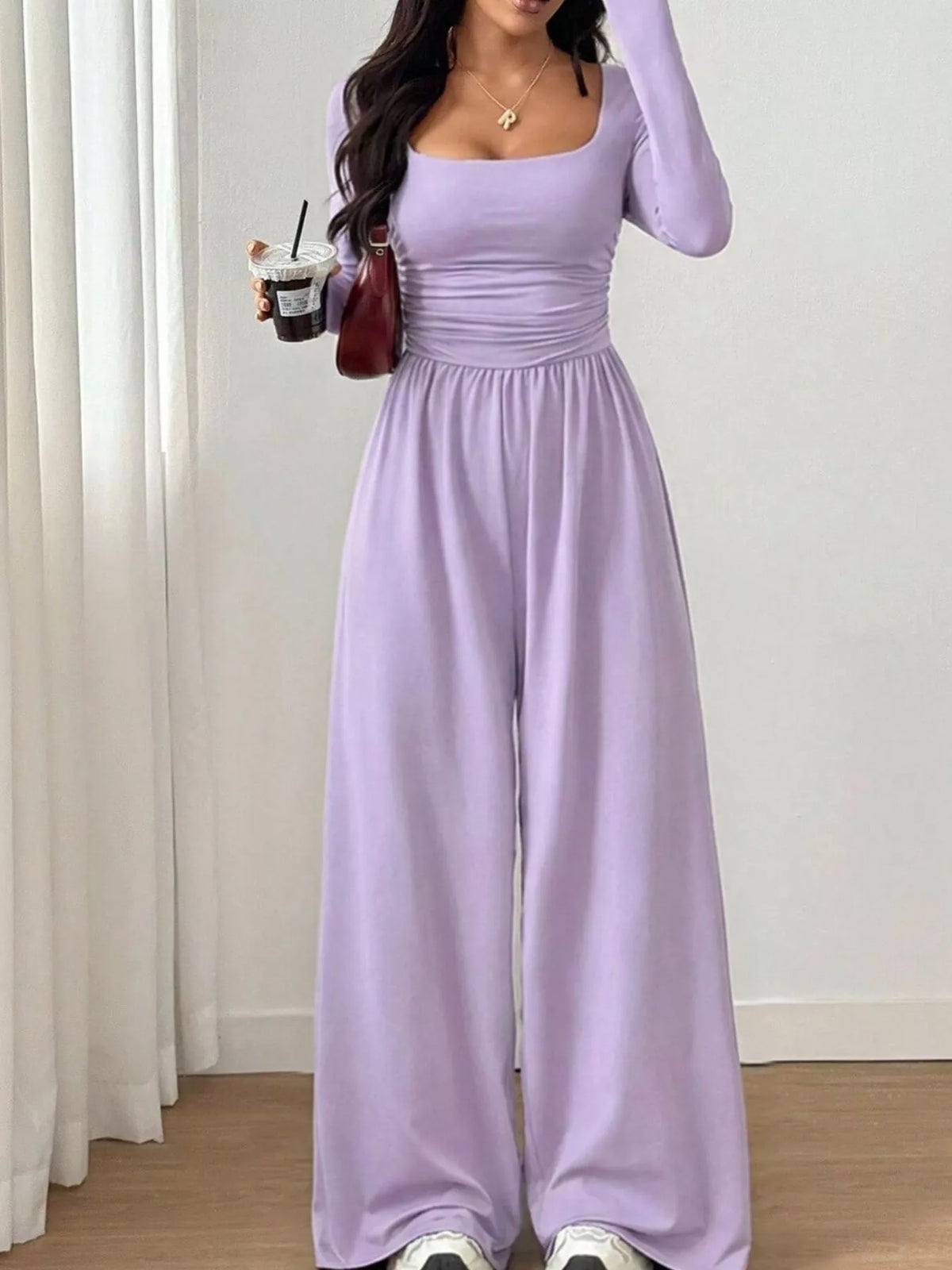 Jelena jumpsuit med fyrkantig ringning
